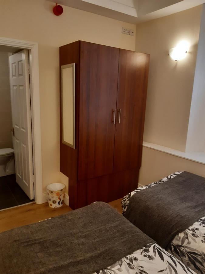 24 Beds In Carrick On Shannon Exterior foto